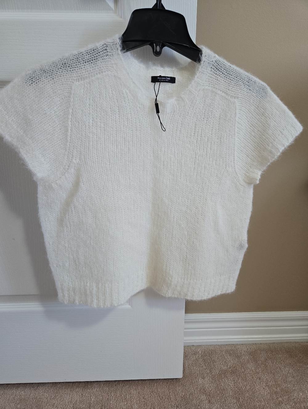 SHORT SLEEVE KNIT ALPACA BLEND SWEATER (NEW. Never wore)